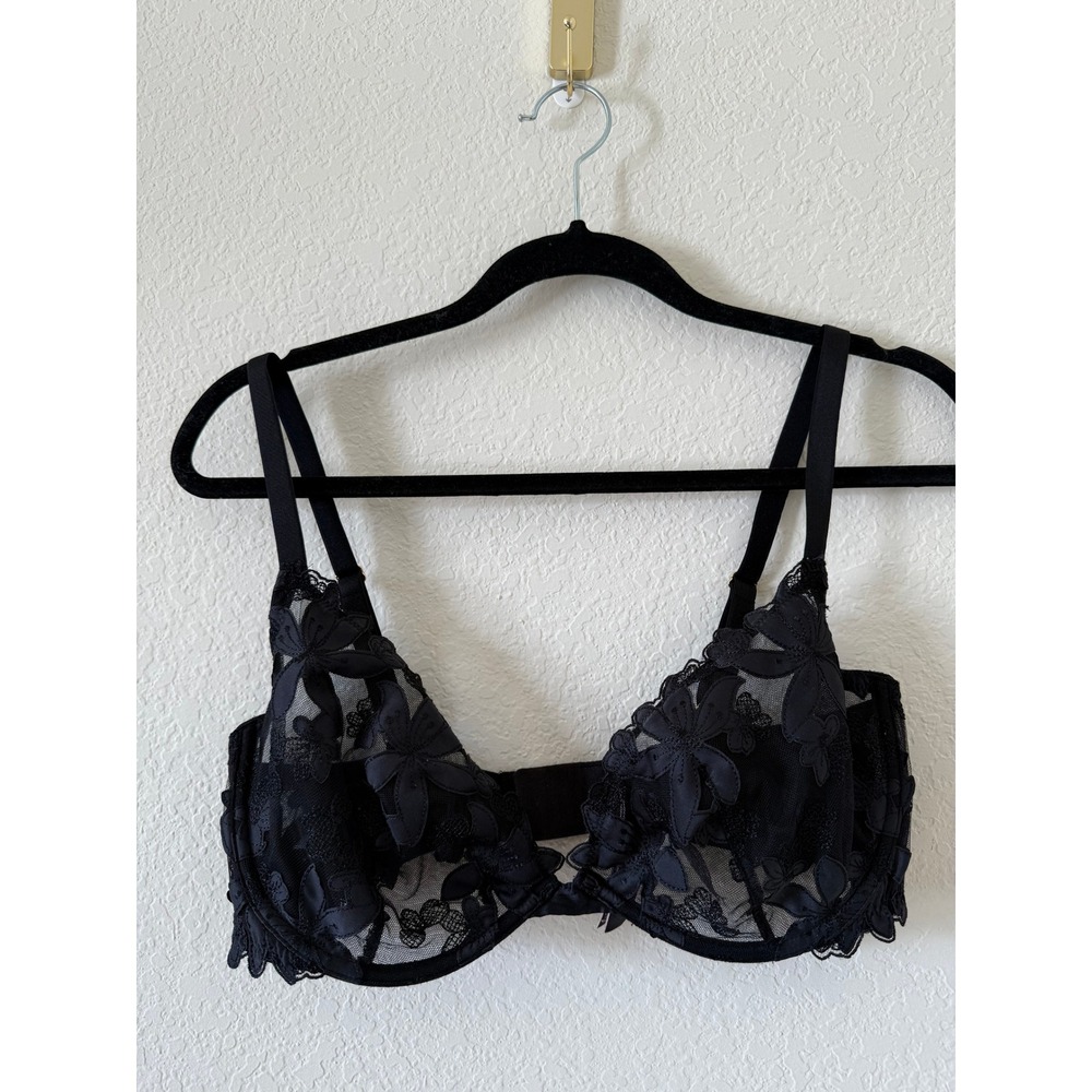 Victoria's Secret Women's Black Floral Lace Adjustable Low Cut Demi Bra 36DD
